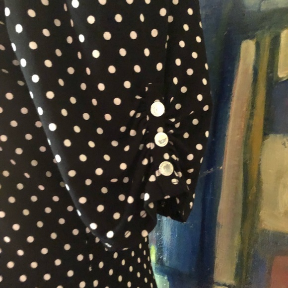 WHBM polka dot scoop back blouse size medium - Picture 4 of 7